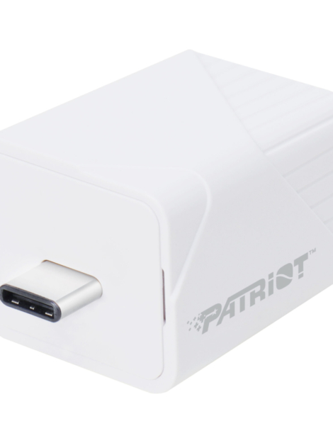 PI128GCUW30C_Patriot-iLuxe-Cube-128GB-Type-C-Smart-Backup-Solution-–-White_wr_01a.jpg